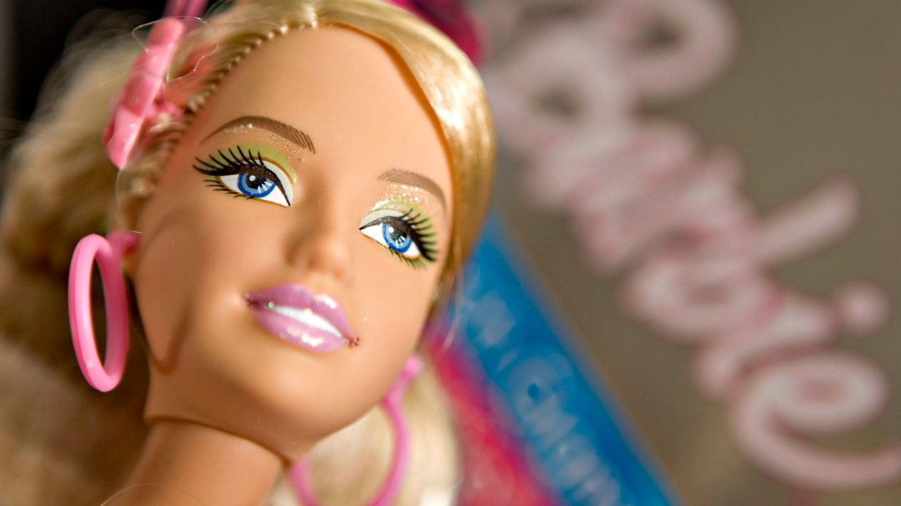 Barbie' ahora podrá 'pintar' su ropa con Crayola Prensa Mexicana