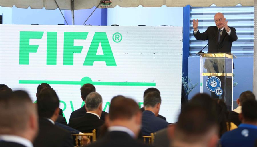 La FIFA e Infantino colaborarán en una nueva investigación abierta en Suiza