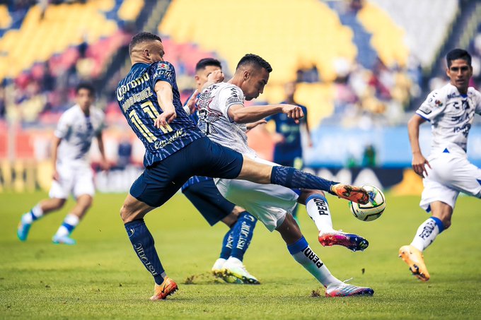 Gris empate de 0-0 entre Aguilas y Gallos | Prensa Mexicana Newspaper